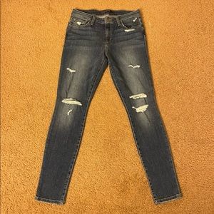 JOE’S Distressed Skinny Jeans